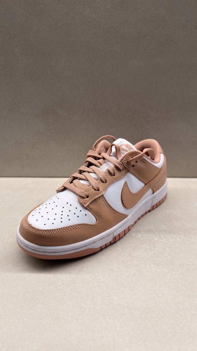 Nike Scarpe da uomo: Nike Dunk Low Rose Whisper - Nuove  – Nuovo e nell'imballaggio originale da Lumino venduto da Kussed
