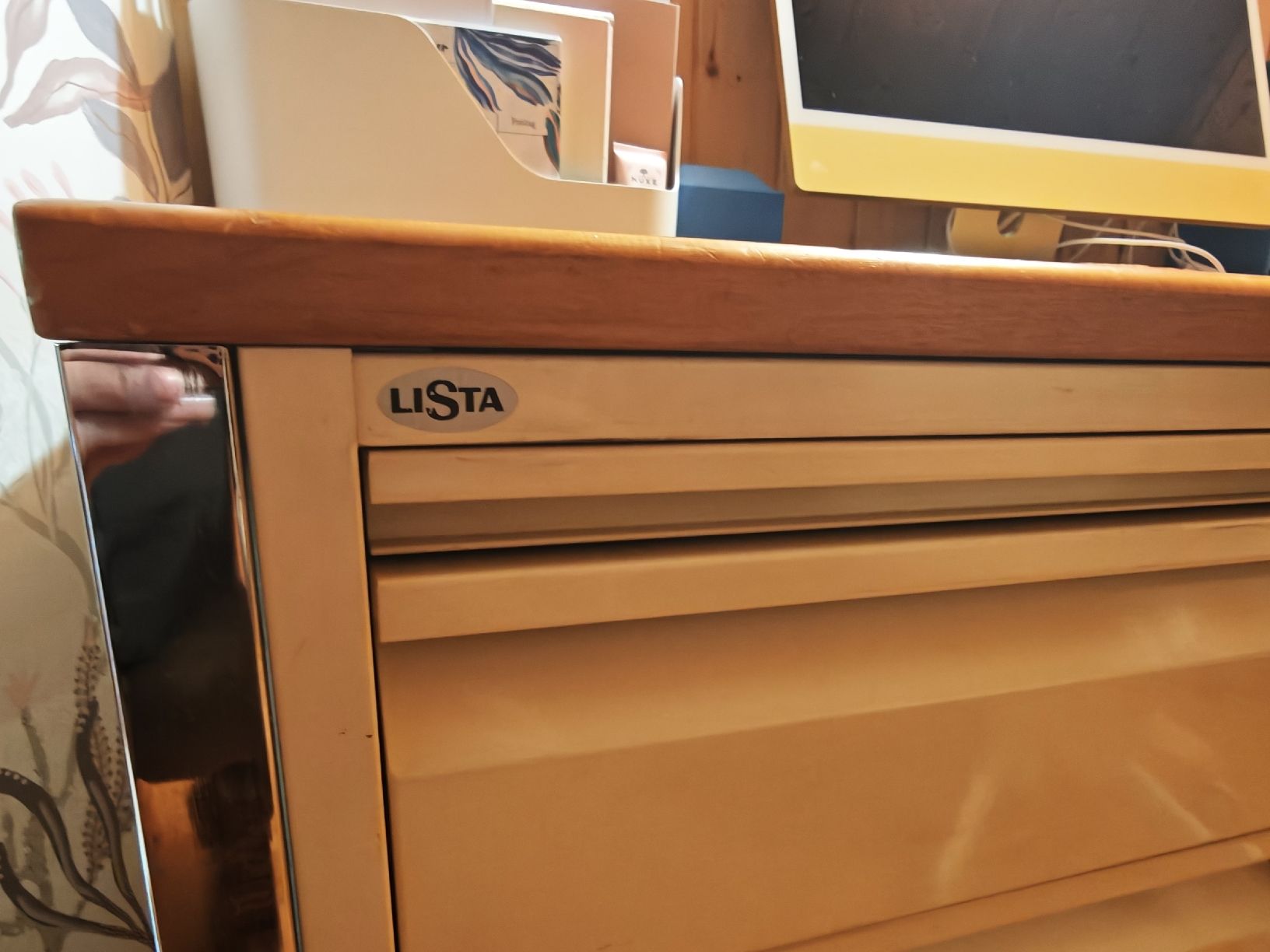 Lista Scrivanie: LISTA Schreibtisch Werkbank mit Schubladencontainer – Usato da Brünig venduto da MOS_Sammlung 1