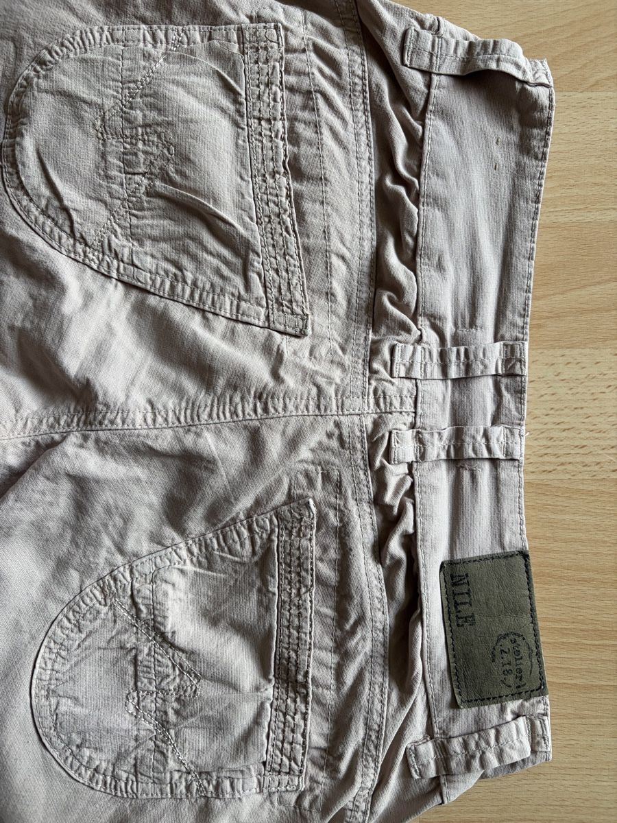 Pantaloni: Pantalon léger Nile – Usato da Neuchâtel venduto da ASdecoeur75 3