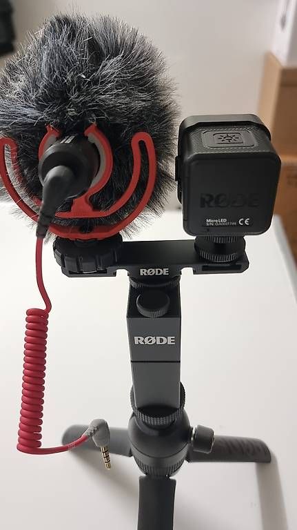 Røde Microphones: RØDE Vlogger Kit Universal – D'occasion à Unterengstringen par Baldyman 4