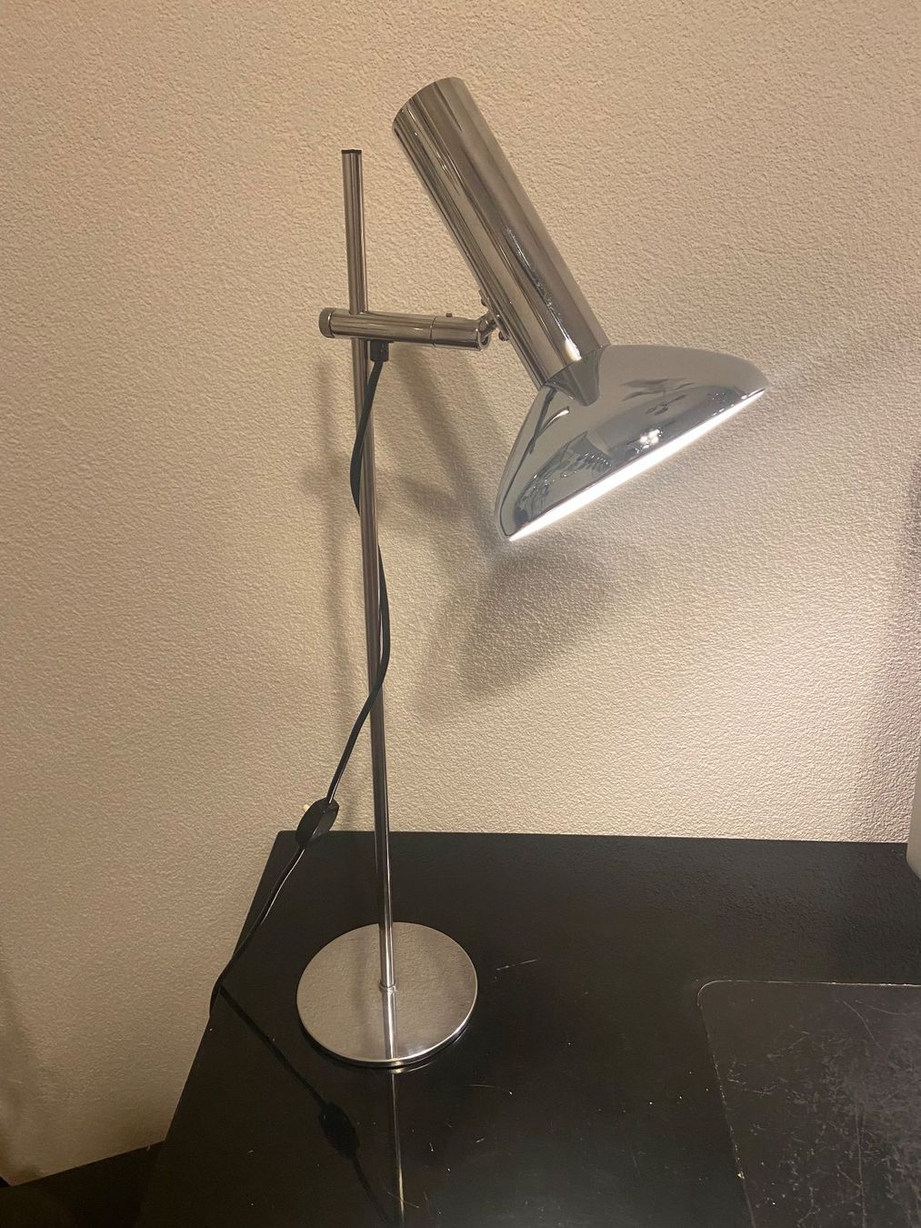 Lampade: Hustadt-Leuchte (DE) , Tischlampe – Usato da Speicher venduto da AndHa