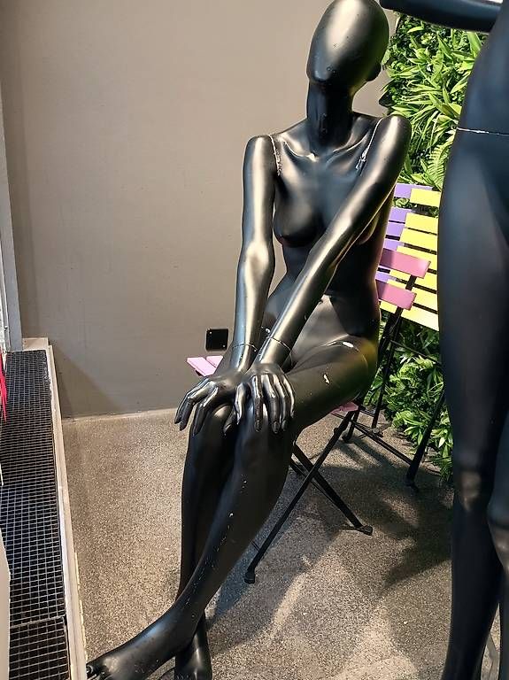 Altro in Decorazioni & Accessori: Schaufenster Puppe / Mannequin  – Usato da Wolhusen venduto da mel_57jx 3