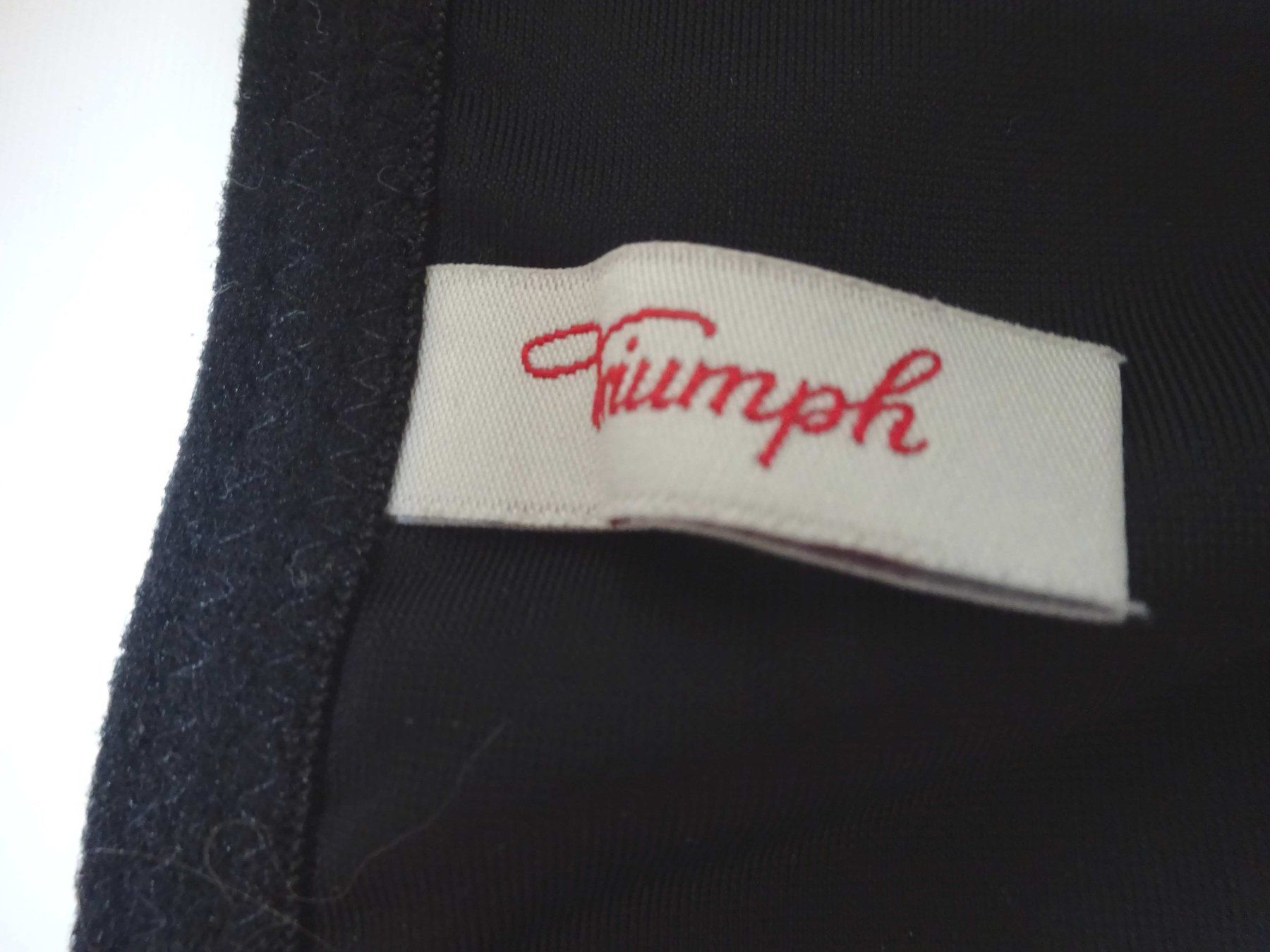 Triumph Sonstige Unterwäsche: Triumph Formhöschen + Hemdchen - Gr. M – Gebraucht aus Zofingen von Justizia_01 2