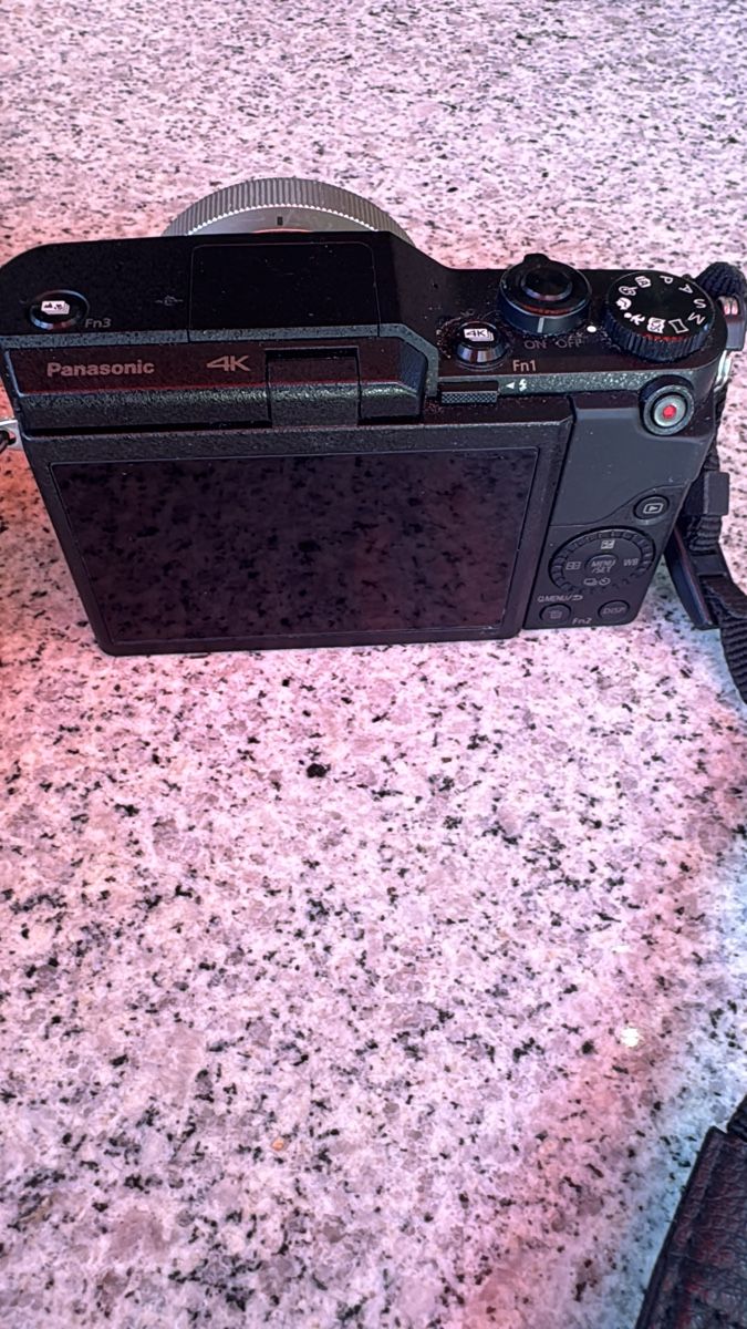 Panasonic Kamera: Panasonic Lumix DMC-GX800 Kamera mit Objektiv  – Gebraucht aus Sursee von TeamBully 1