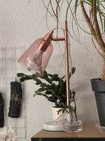 Edle Tischlampe mit massivem Marmorfuss (Kupfer / Roségold)