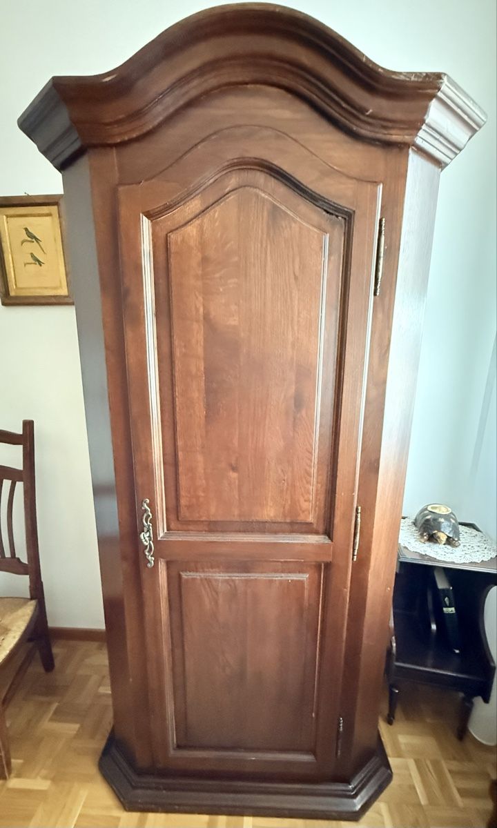Schränke: Armoire en bois massif. Bonnetière – Gebraucht aus Plan-les-Ouates von val_c6z7