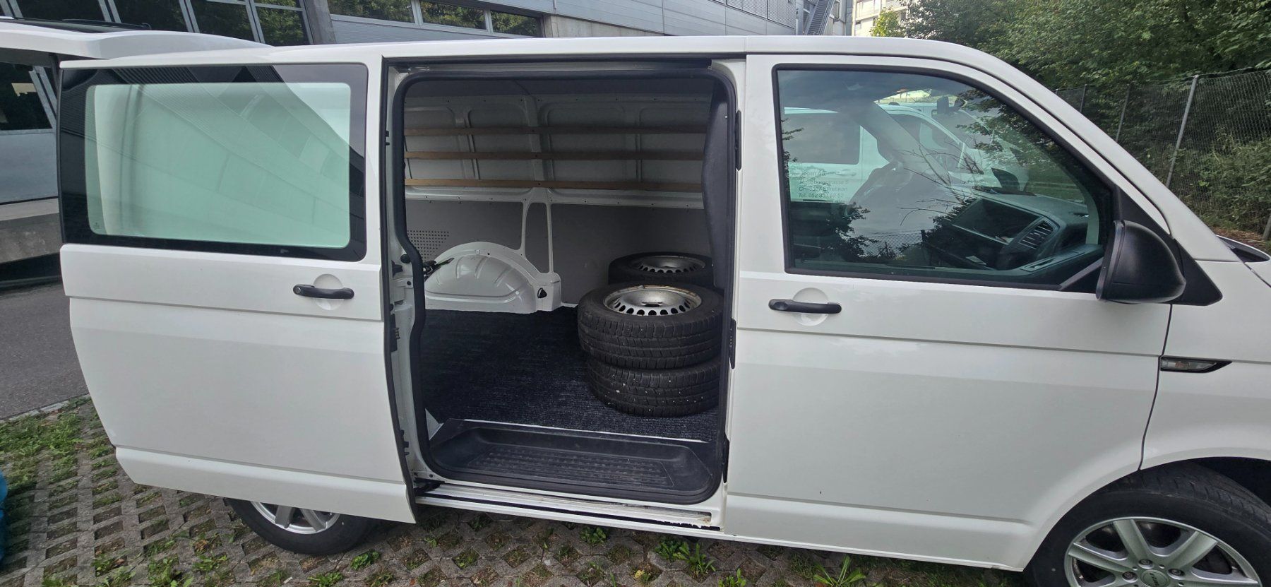 VW Veicoli commerciali: VW Transporter  T6 – Usato da Bülach venduto da Matusch1990 3