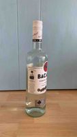 Bacardi Carta Blanca Rum, geöffnet