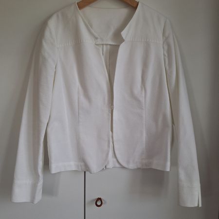 Sehr schöner B.M. Company Blazer Weiss Grösse 40