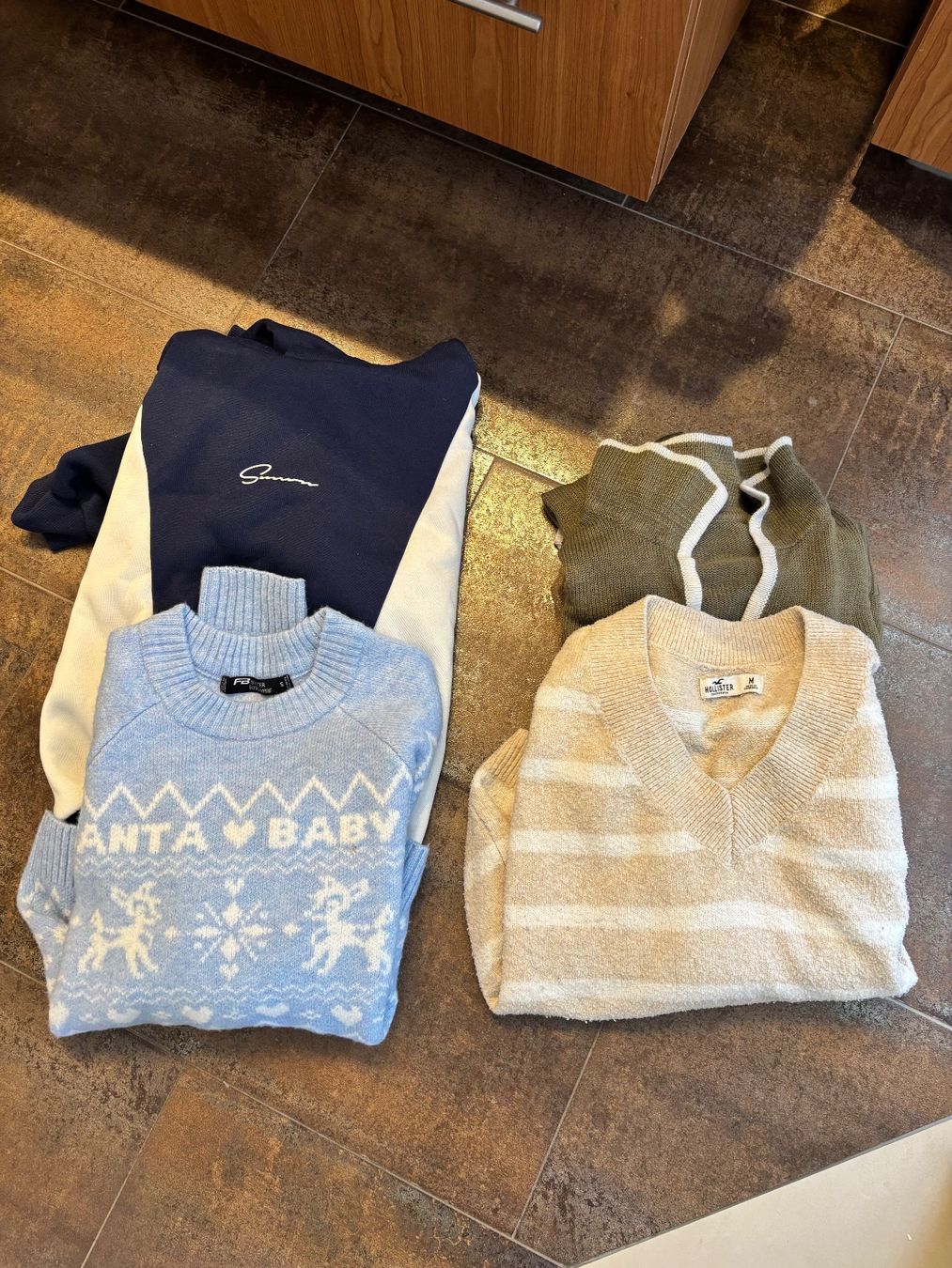 Kleiderpakete: Kleiderpaket Pullover und Shirts – Gebraucht aus Kaisten von Elsandy
