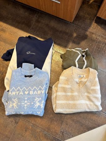 Kleiderpaket Pullover und Shirts