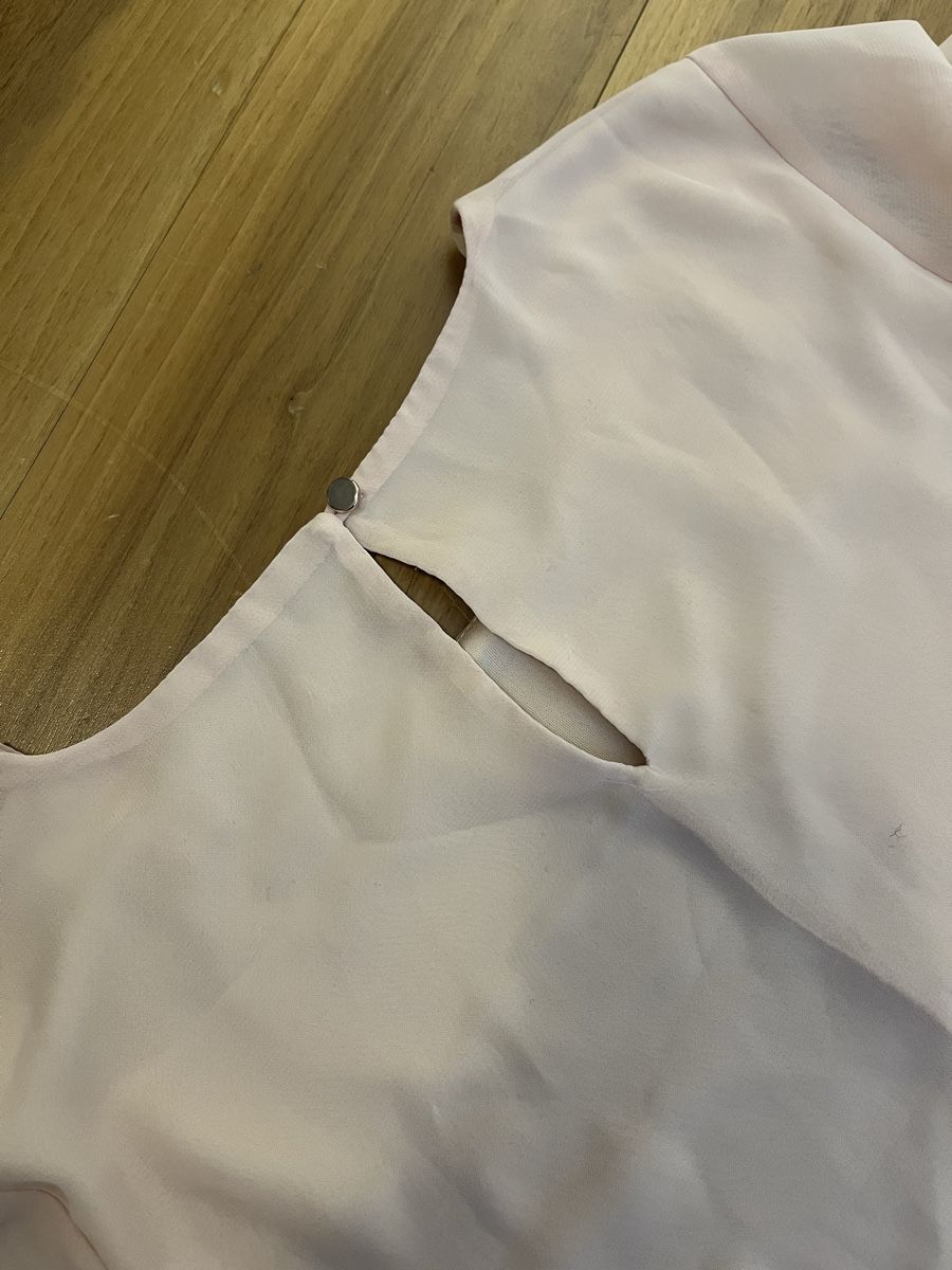 Camicette, T-shirt & Top: Rosa Bluse mit Spitze, Grösse M – Nuovo (secondo la descrizione) da Oberwil-Lieli venduto da 2carin 3