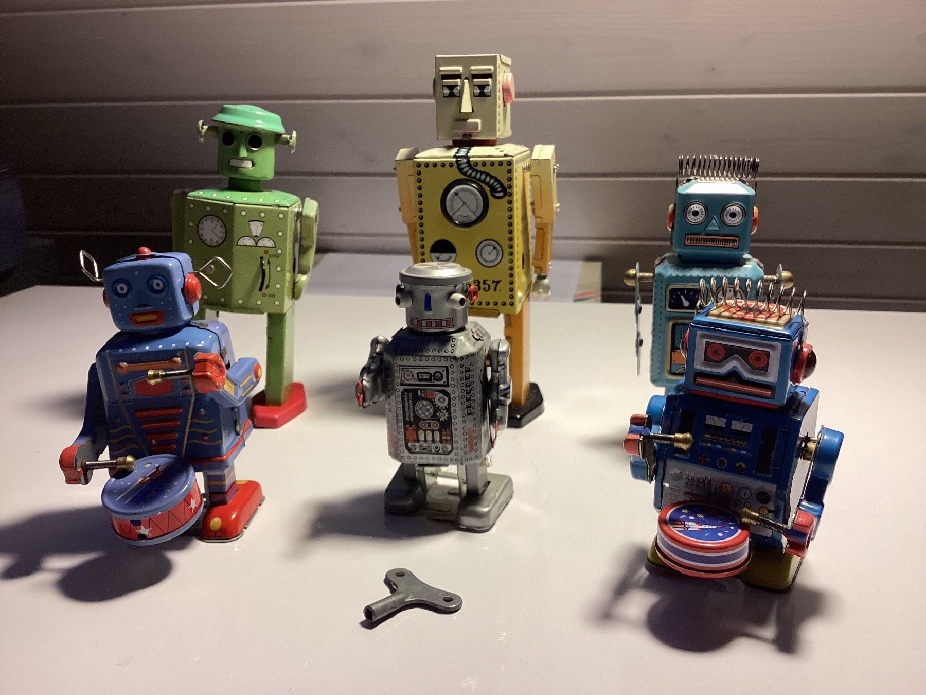 Spielzeuge: Coole Vintage "BLECH ROBOTER“ Sammlung – Gebraucht aus Bachenbülach von frifrafrosch 3