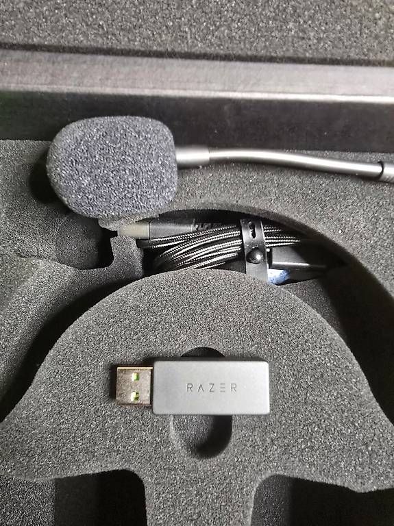 PC: Razer Blackshark v2 Pro (2023) – Usato da Dottikon venduto da atmik 4