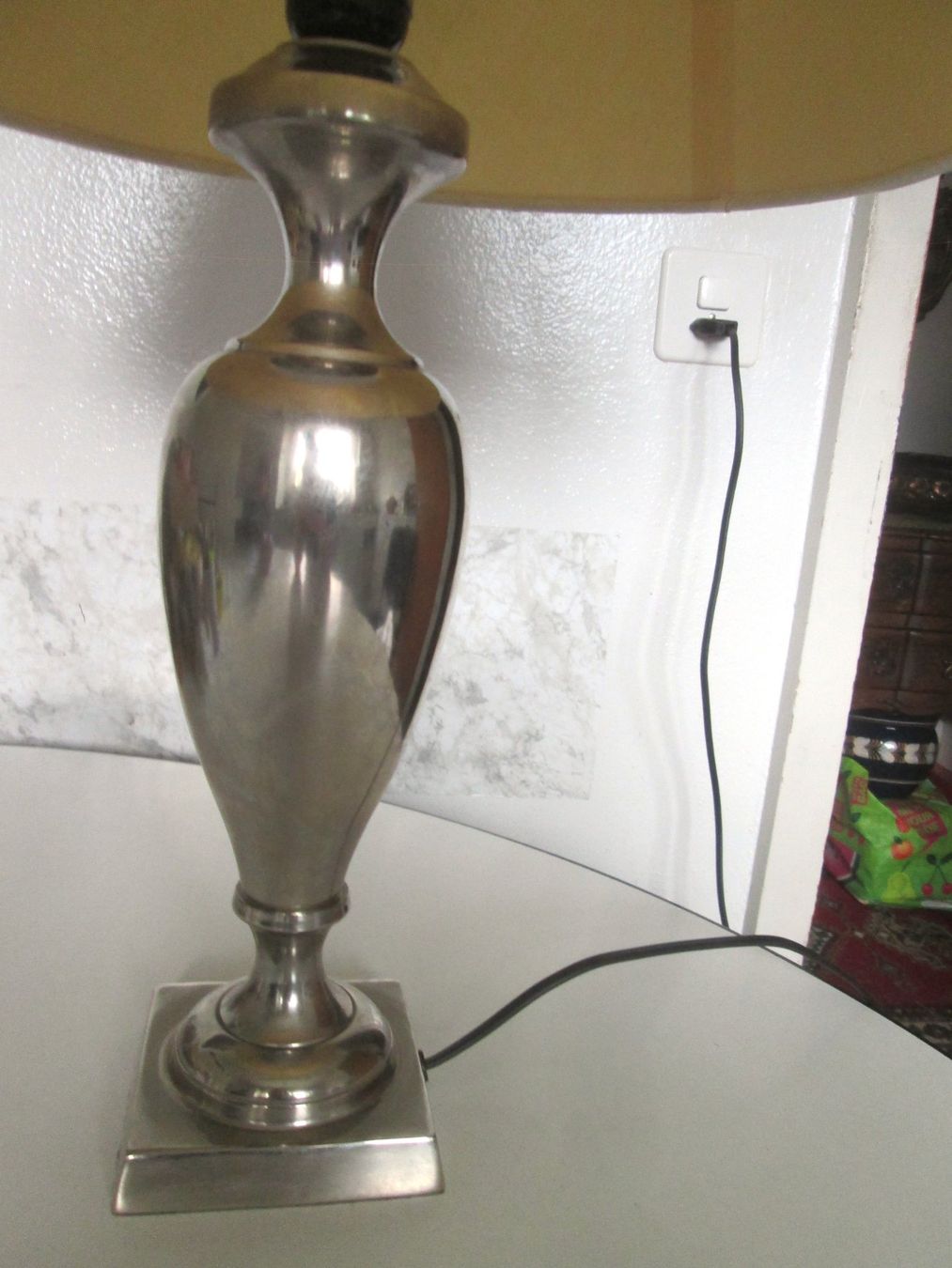 Lampade: Tischlampe aus Metall – Usato da Sementina venduto da babucia 1