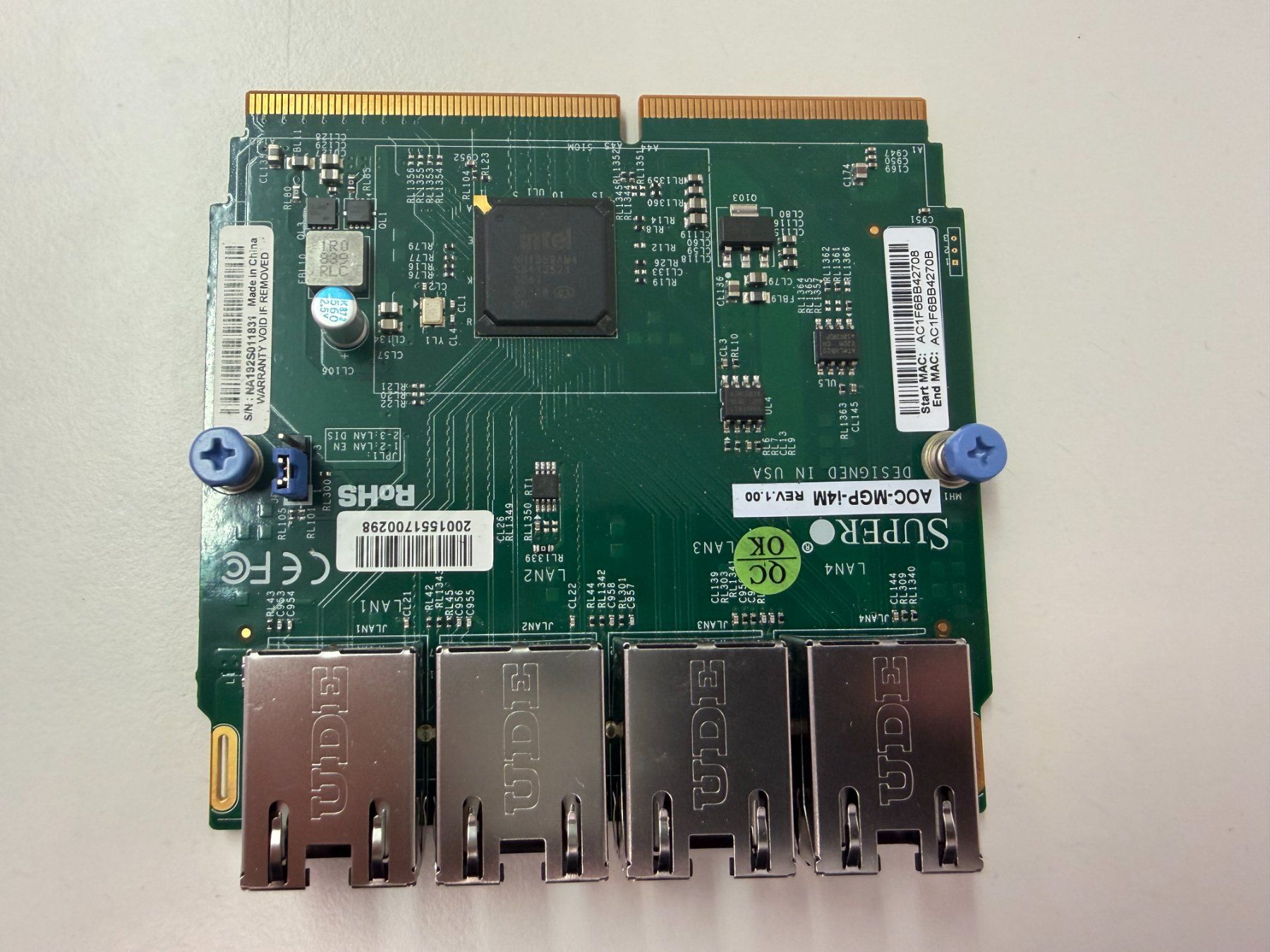 Laufwerke & Adapter: Supermicro AOC-MGP-i4M – Gebraucht aus Pratteln von HMW-Solutions