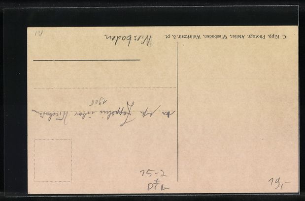 Cartoline postali: AK Wiesbaden, Zeppelin über dem Ort – Usato da Berlin venduto da bartko-reher 1