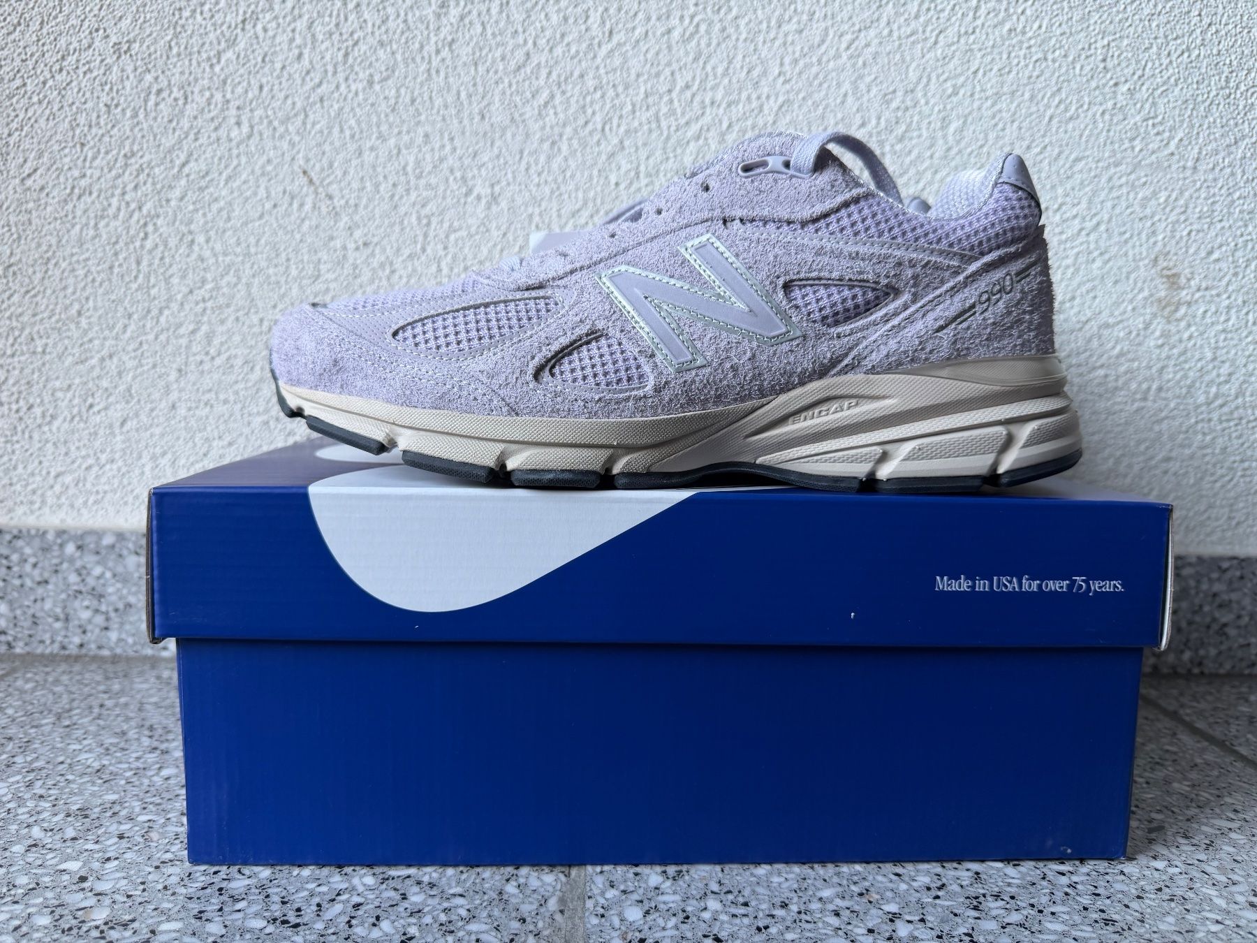New Balance Scarpe da uomo: New Balance 990 V4 – Nuovo e nell'imballaggio originale da Freienbach venduto da Badi1980
