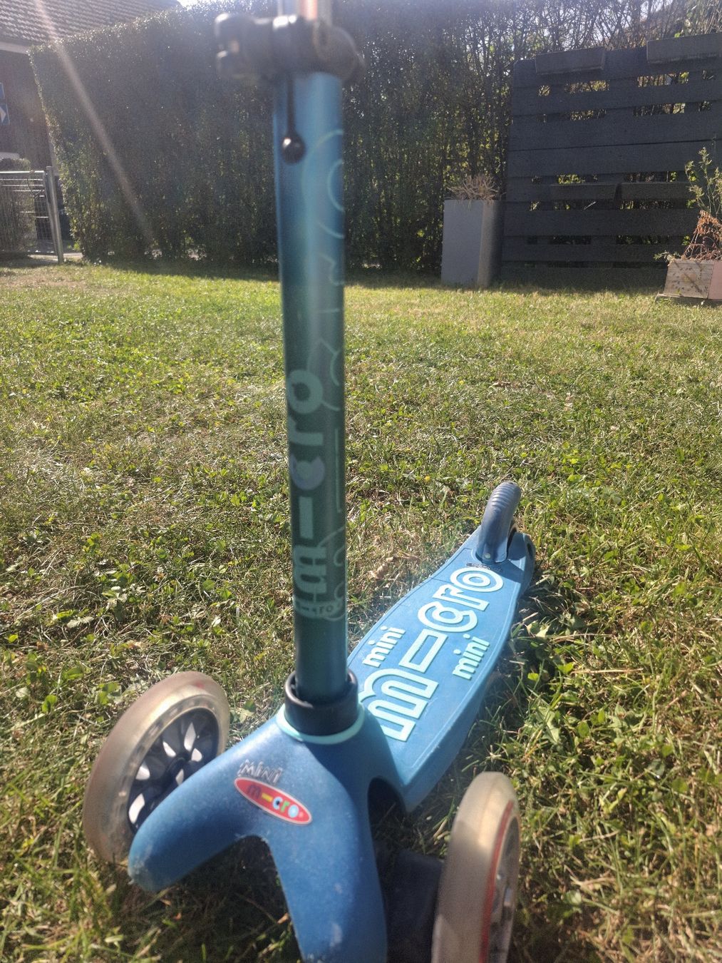 Micro Kickboard: Mini Micro Trottinett blau – Gebraucht aus Volketswil von Betschii 2