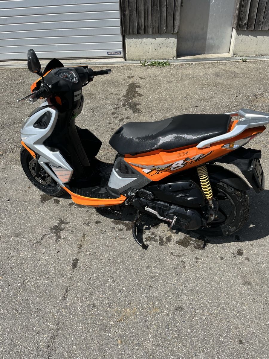 Kymco Scooters: Kymco 125 Roller super8 – Défectueux à Steckborn par Fendtfavorit 5