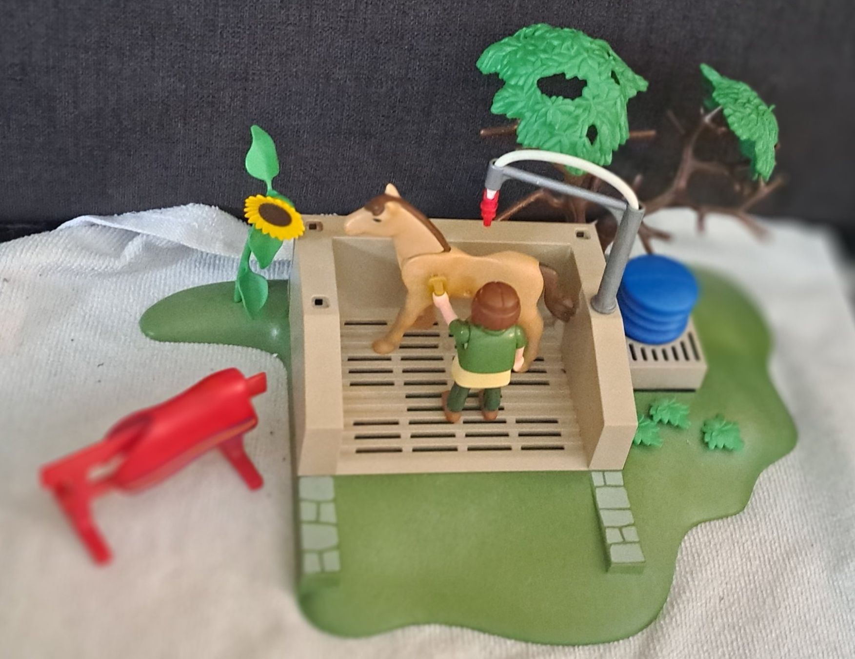 Statuette: Playmobil Pferdewaschplatz – Usato da Breitenbach venduto da Lucky0518