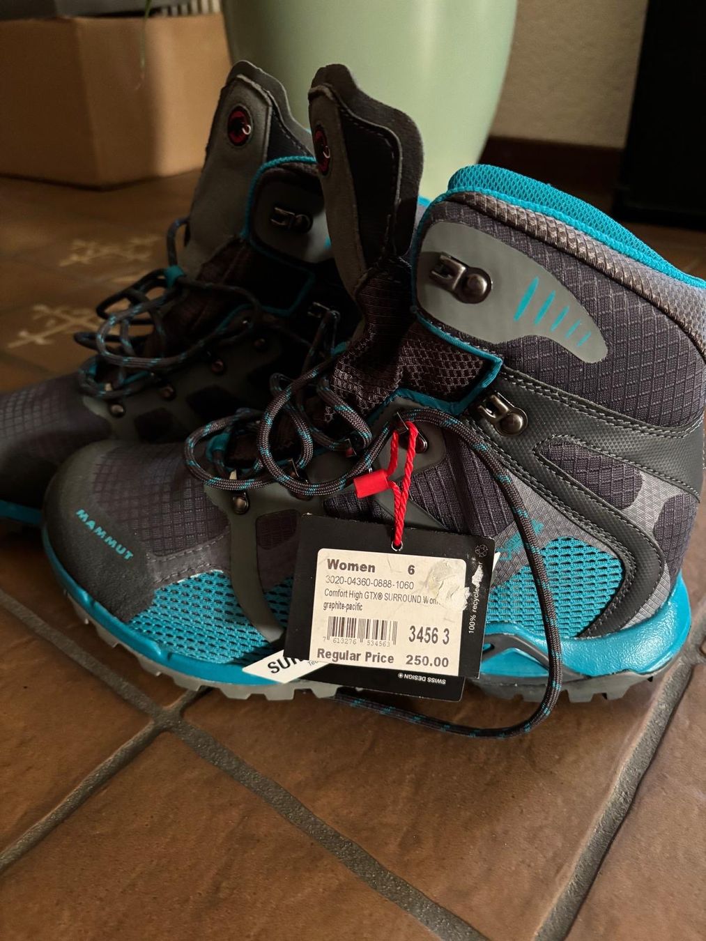 Mammut Scarpe da donna: Chaussures de randonnée Mammut – Nuovo (secondo la descrizione) da St-George venduto da auo_w5wn 1