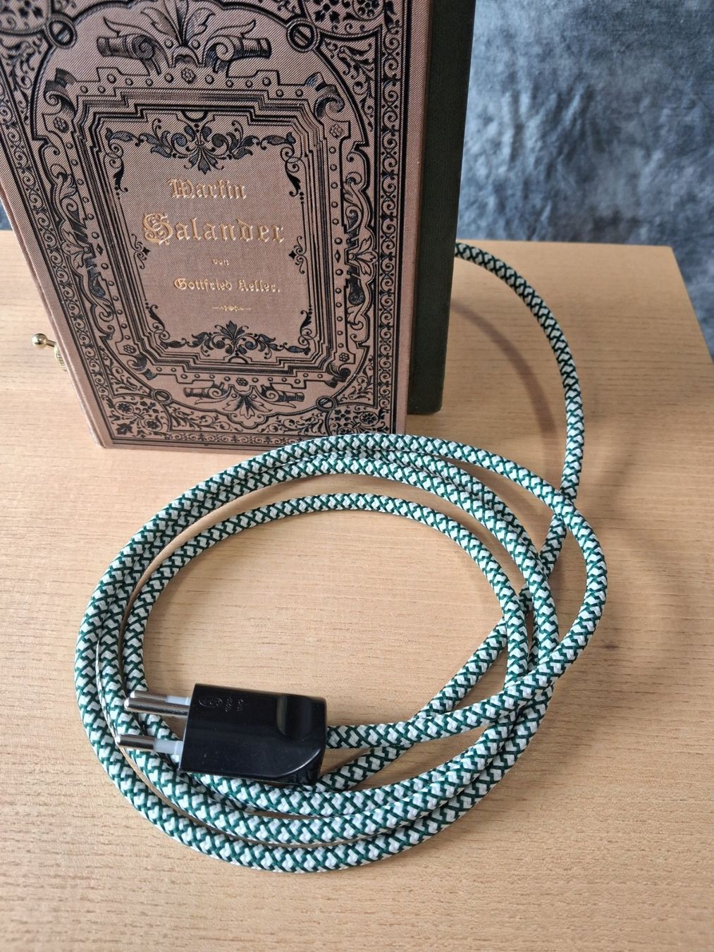 Lampade: Eigen Kreation  Büchergestell Lampe – Nuovo (secondo la descrizione) da Winterthur venduto da lampenretter 2