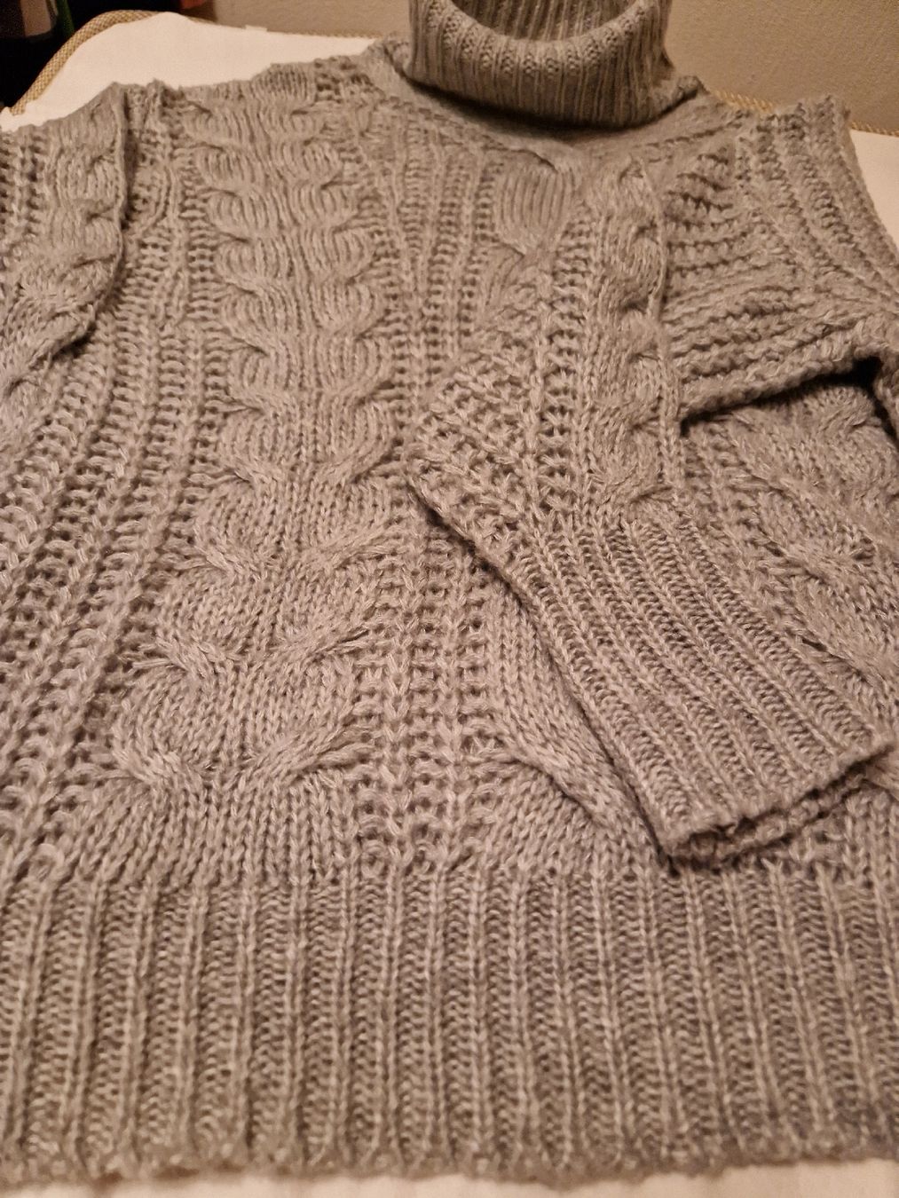 Maglioni & Felpe: pullover – Nuovo (secondo la descrizione) da Ebikon venduto da kov_9vqb 5