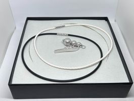 Set Collana Ciondolo "LOVE" con Perle Grigie e Doppio Cordin
