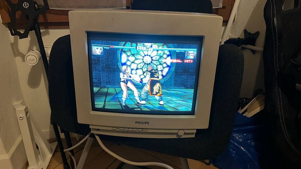 Monitor: Philips CRT VGA – Usato da Genève venduto da Don_deal