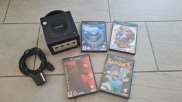 Nintendo Gamecube / 4 Spiele / Schwarz / JG 2001