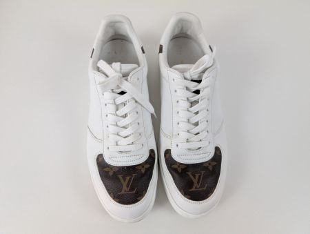 LOUIS VUITTON Rivoli Monogramm Sneaker Weiss
