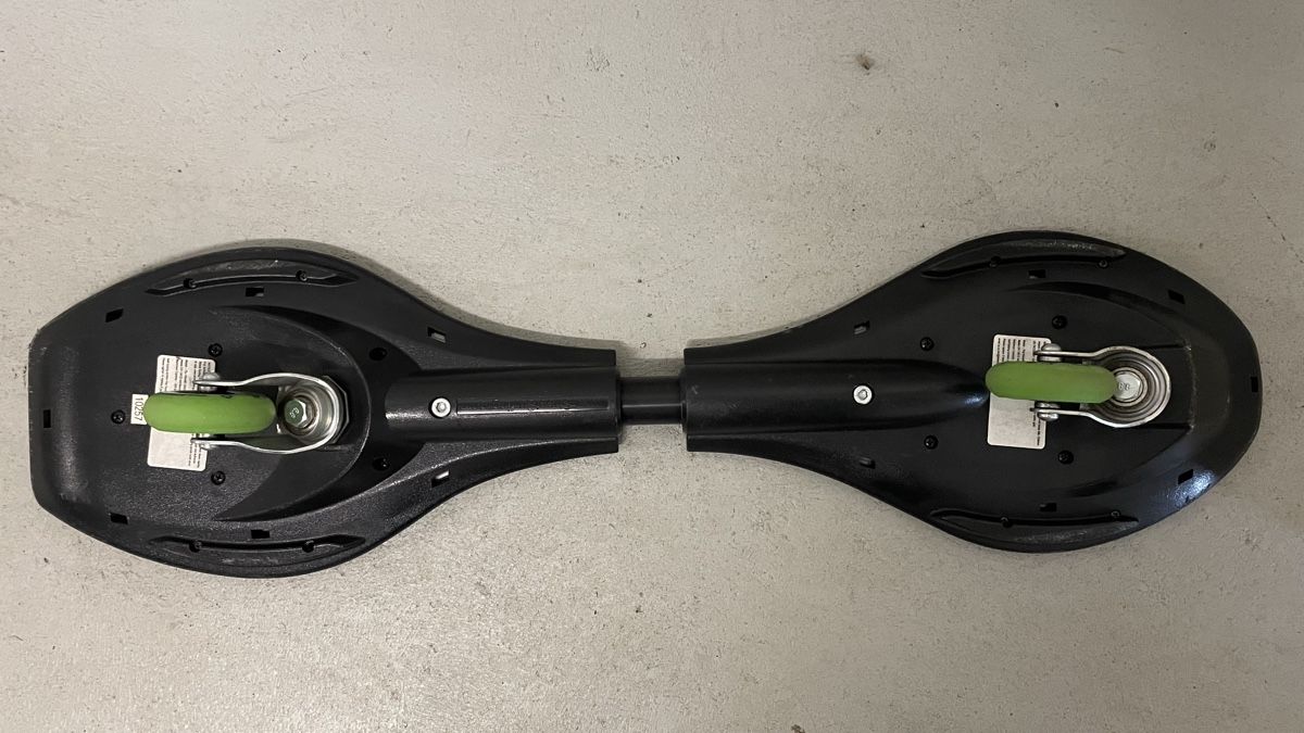 Skateboards: Waveboard grün-blau – Gebraucht aus Neuenkirch von balani 1