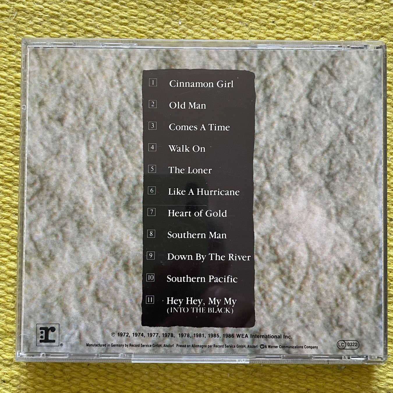 CDs: NEIL YOUNG-GREATEST HITS – Gebraucht aus Rorschacherberg von  1