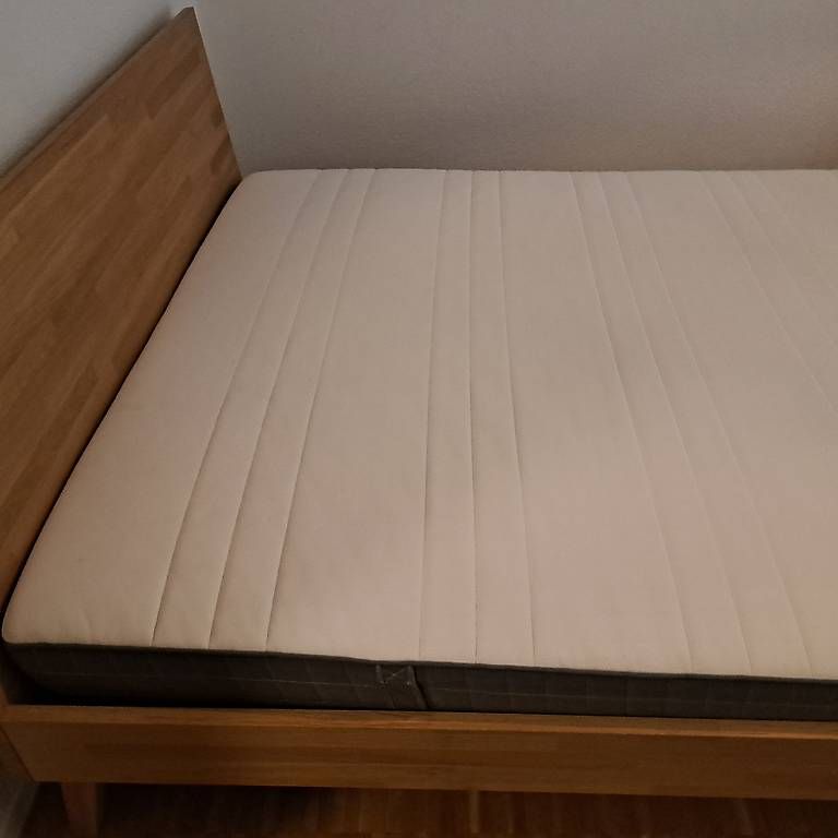 Matelas: Matratze – D'occasion à Neftenbach par sam_jbb5 1