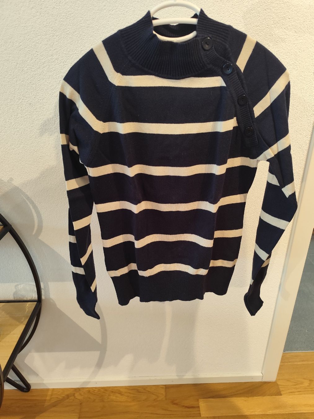Maglioni & Felpe: Pull rayé bleu marine et beige taille S la fée maraboutee – Usato da Neuchâtel venduto da pie_8t6p