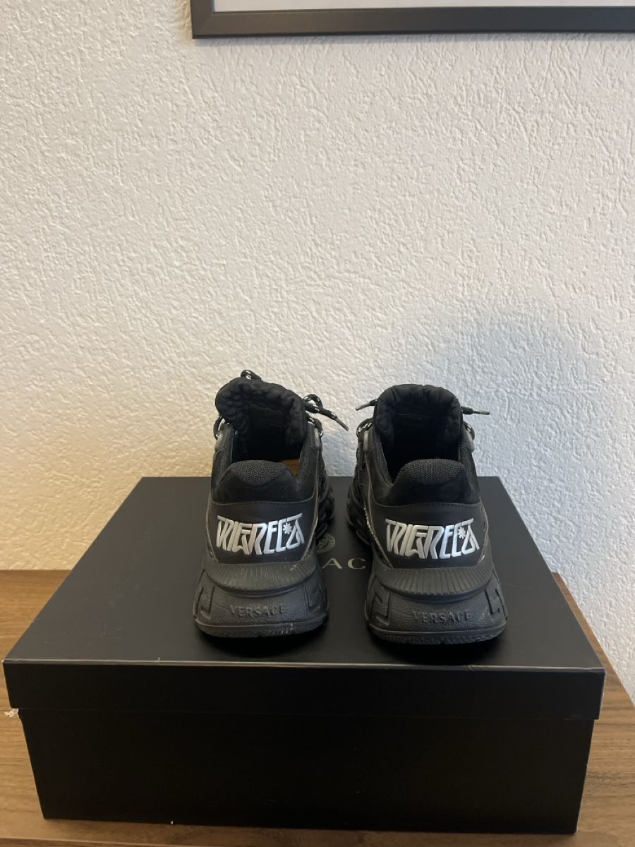 Scarpe da uomo: Versace sneaker T37 – Nuovo (secondo la descrizione) da Monthey venduto da srn_z9ww 3