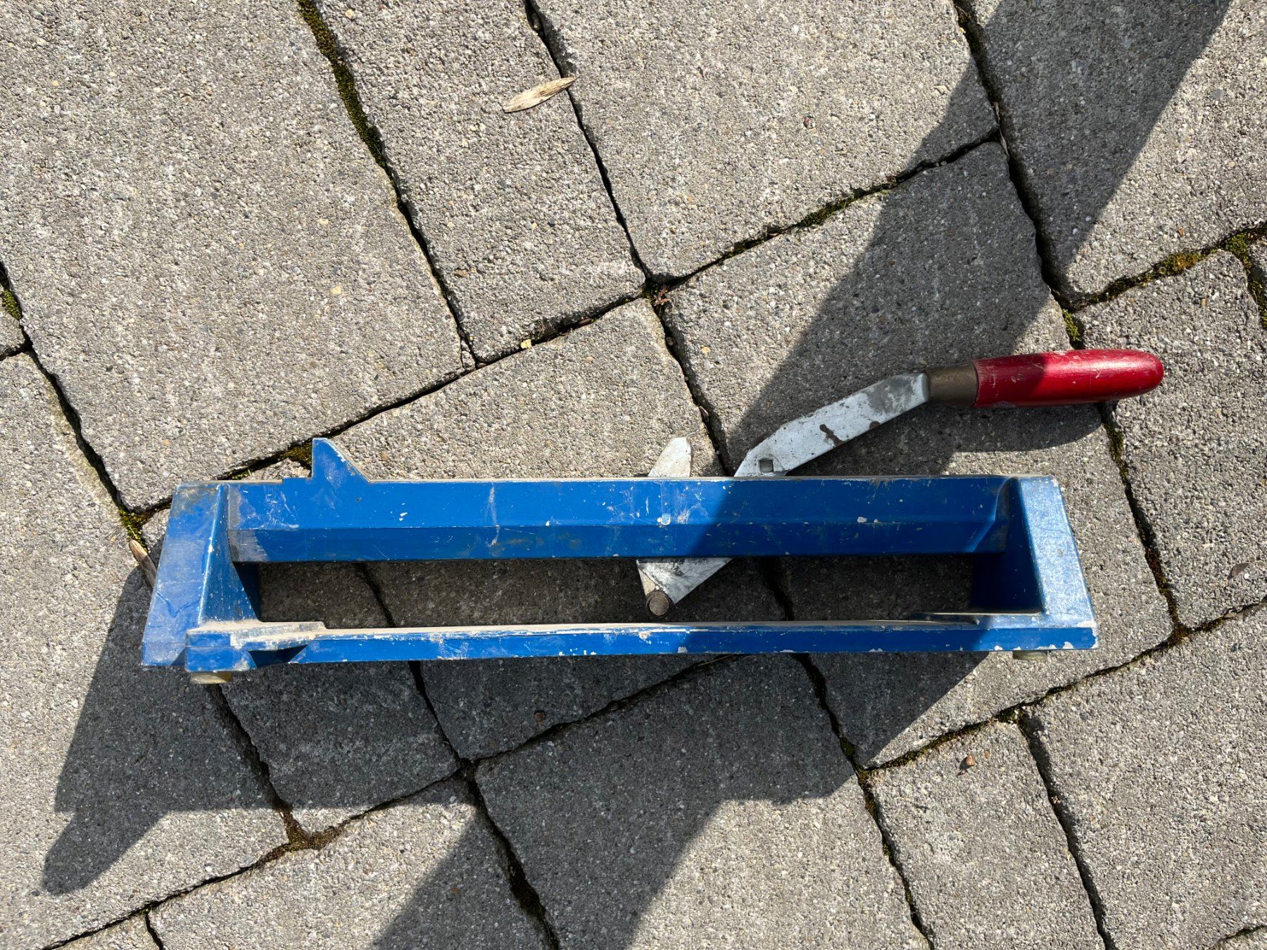 Tutti gli attrezzi: Plättlischneider – Usato da Wolfhausen venduto da zottel4 2