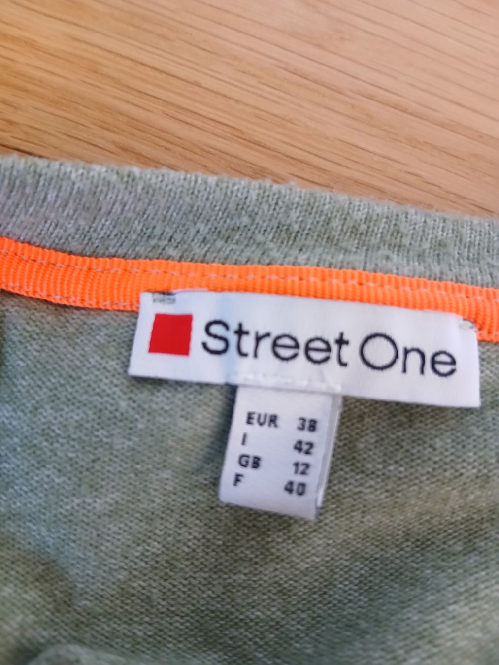 Maglioni & Felpe: Street One Pullover Khaki Grösse 38 gutem Zustand – Usato da Bazenheid venduto da vogeljr 1