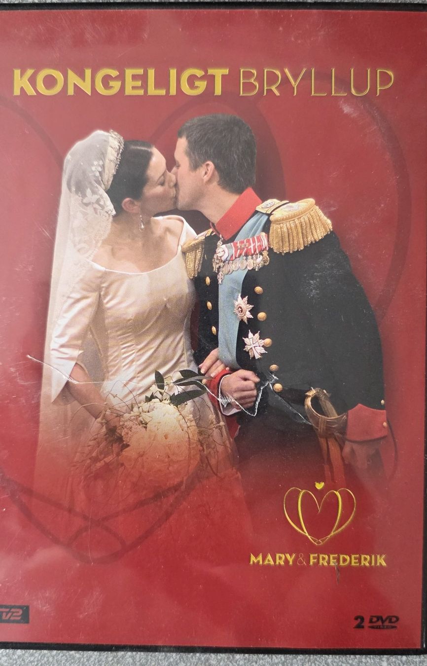Tutti i DVDs: DVD Kongeligt Bryllup – Usato da Oetwil am See venduto da fineli2