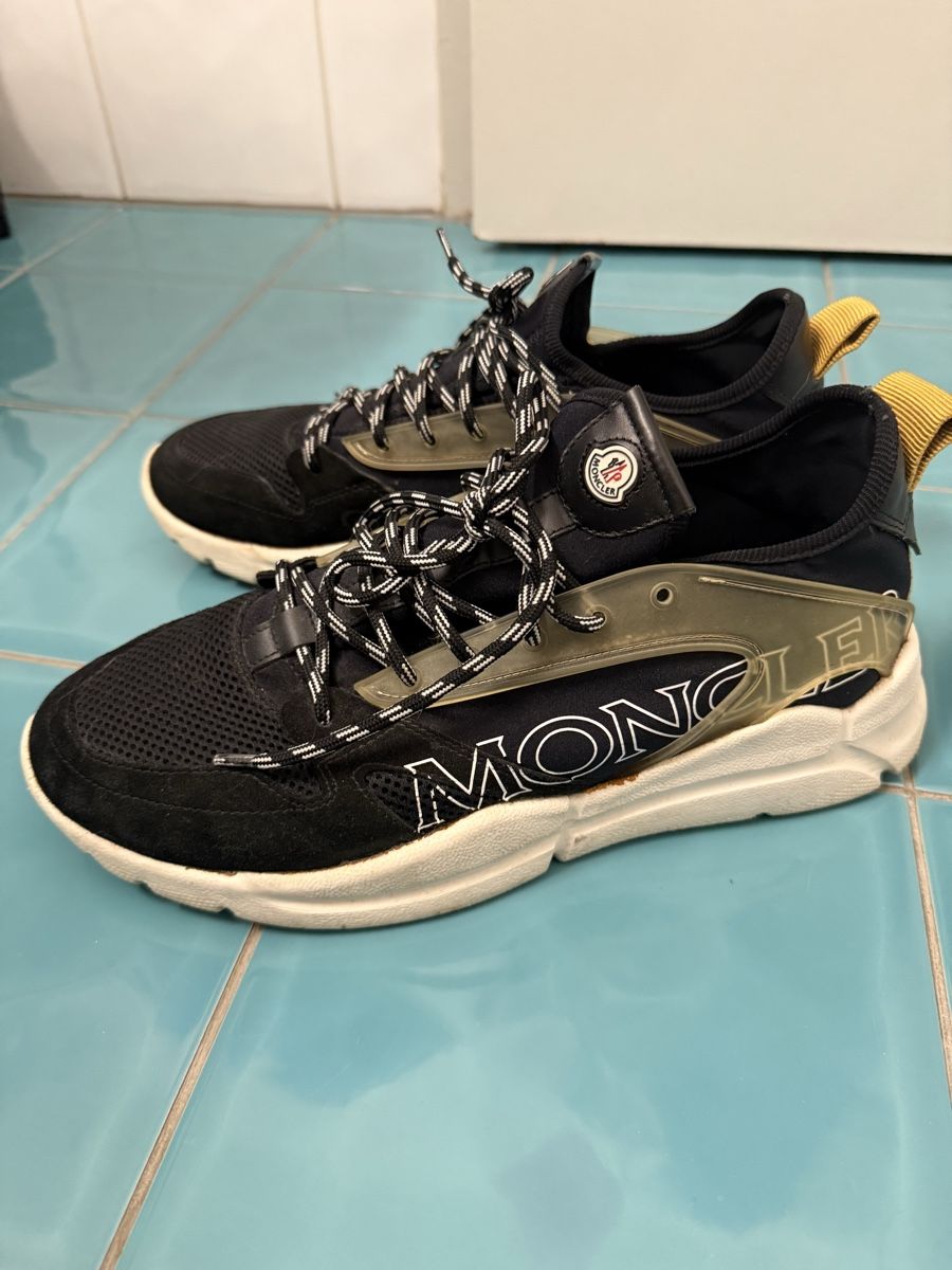 Moncler Scarpe da uomo: Moncler Trainers - Men's Size 43 - Great Condition! – Usato da Onex venduto da Vigo20