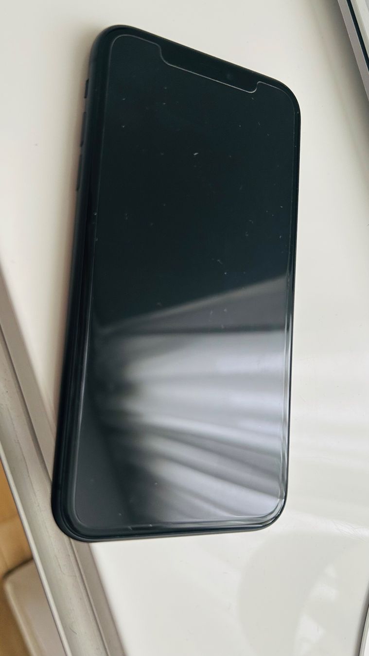 Apple Handys / Smartphones: Apple Smartphone iPhone 11 black 128GB – Gebraucht aus Zürich von kun_d8p9 1