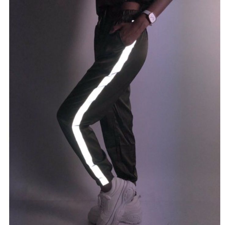 Pantaloni: Pantalon beige bandes réflectives – Nuovo e nell'imballaggio originale da Petit-Lancy venduto da mina222 1