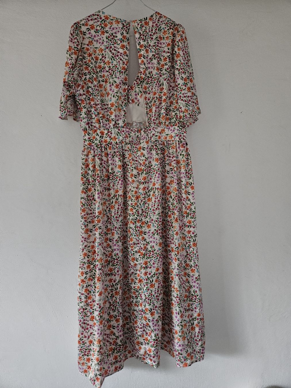 Vestiti: Kleid mit Blumenmuster ca. Grösse 42 – Usato da Wettingen venduto da Sk8ertomda 1