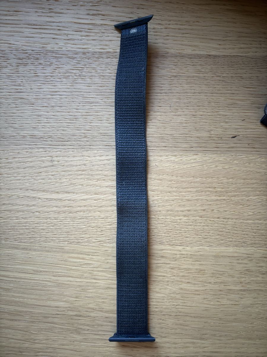 Apple Armbänder & -reifen: Apple Watch WristBand – Neu (gemäss Beschreibung) aus Zürich von Francescoooo 1