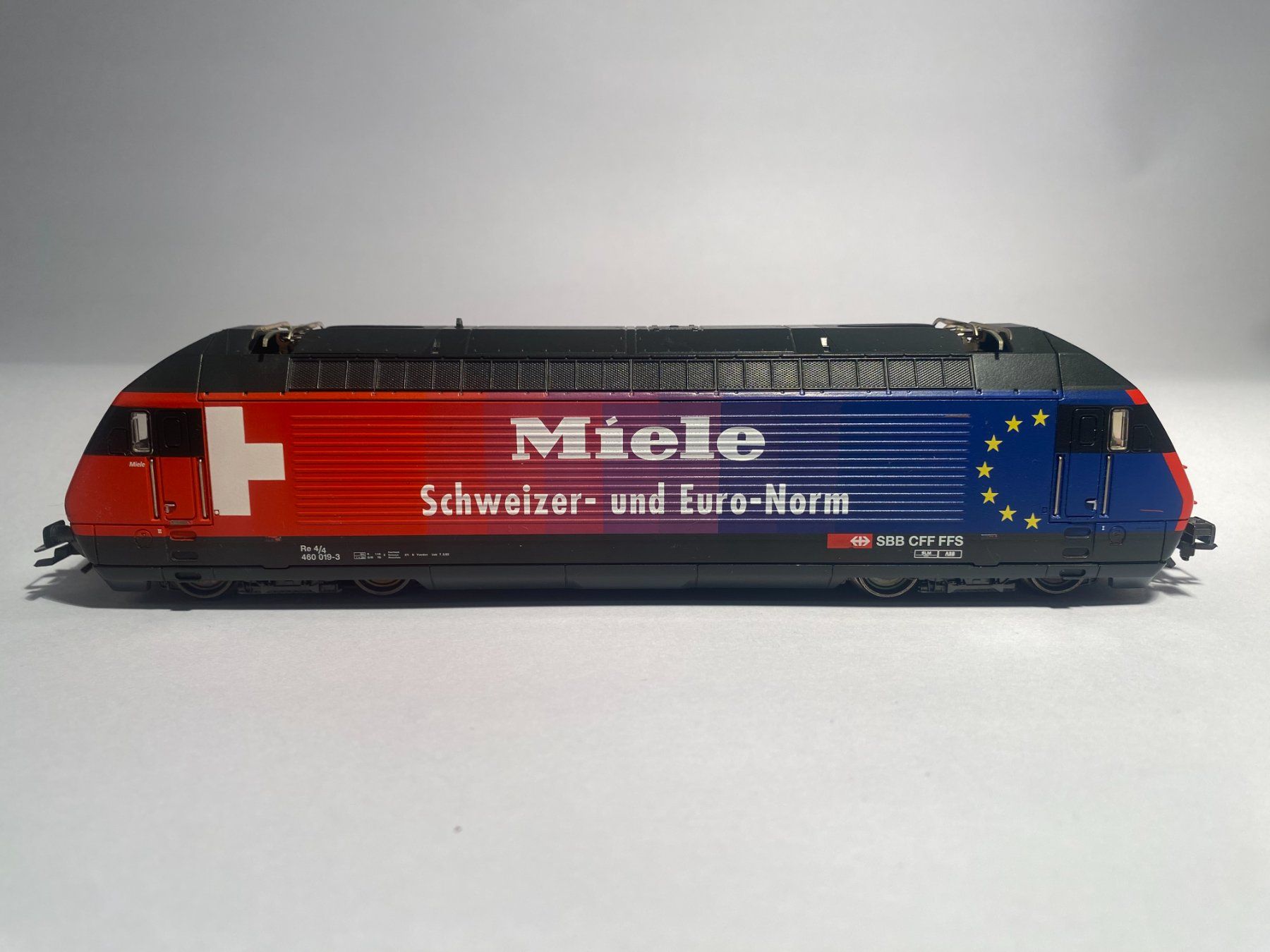 Märklin Modellini di ferrovie: Märklin E-Lok SBB RE460 MIELE, AC Delta – Usato da Buchrain venduto da Modellbahn11 3