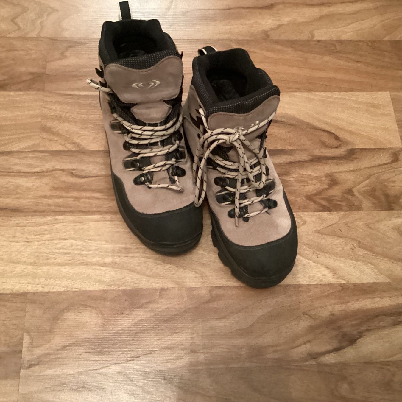 Salomon Scarpe da uomo: Salomon Wanderschuhe – Usato da Unterkulm venduto da Lunchen11 2