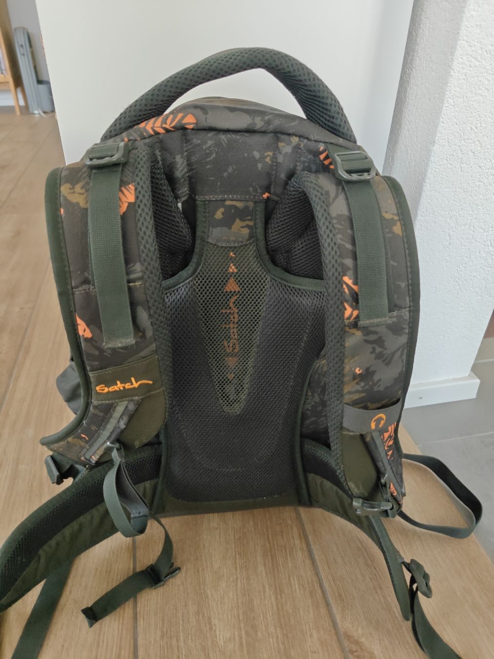 Satch Sacs & sacs à dos: Satch School Backpack Camouflage Used – D'occasion à Forch par josoha 2