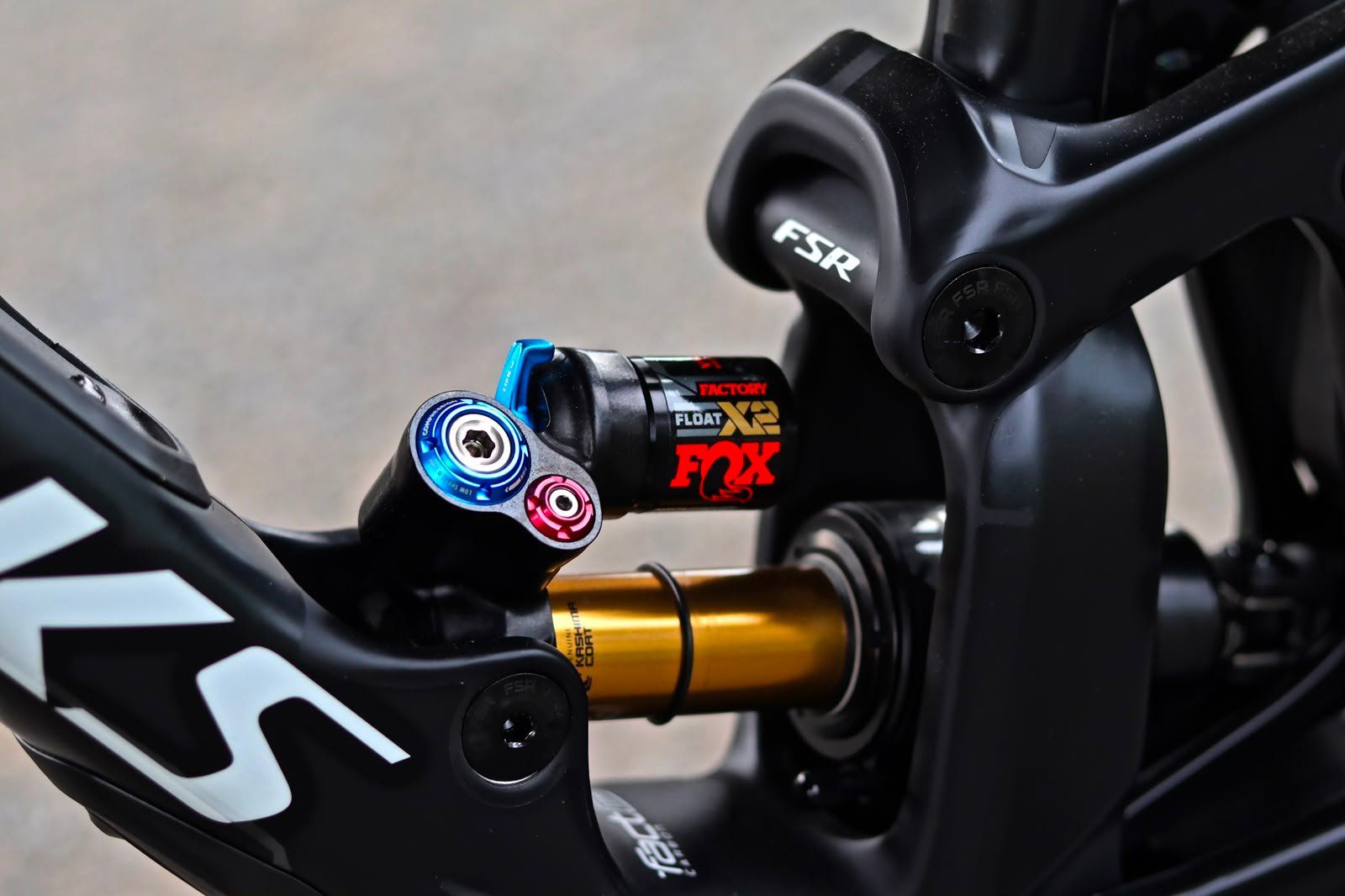 Specialized Biciclette: Specialized Enduro S-Works Project (Custom Build) – Nuovo e nell'imballaggio originale da Emmenbrücke venduto da fuscaldo 7