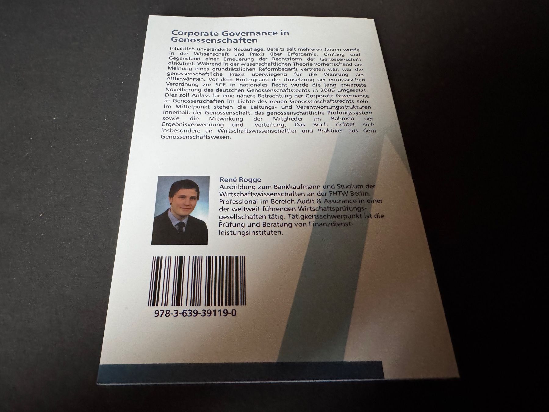 Libri: CORPORATE GOVERNANCE IN GENOSSENSCHAFTEN – Nuovo (secondo la descrizione) da Hägendorf venduto da bri_v995 1